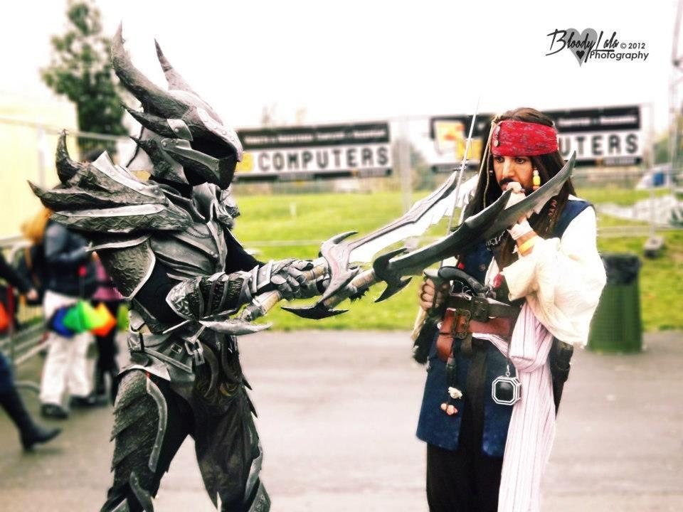 Sorprendentes im�genes de un 'cosplay' de Skyrim