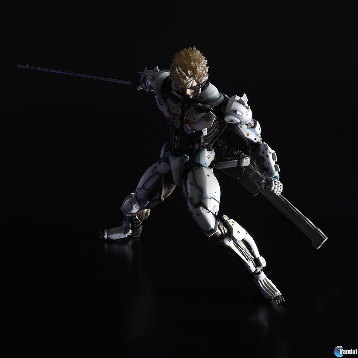 Revelados los detalles de la edici�n limitada y la reserva de Metal Gear Rising