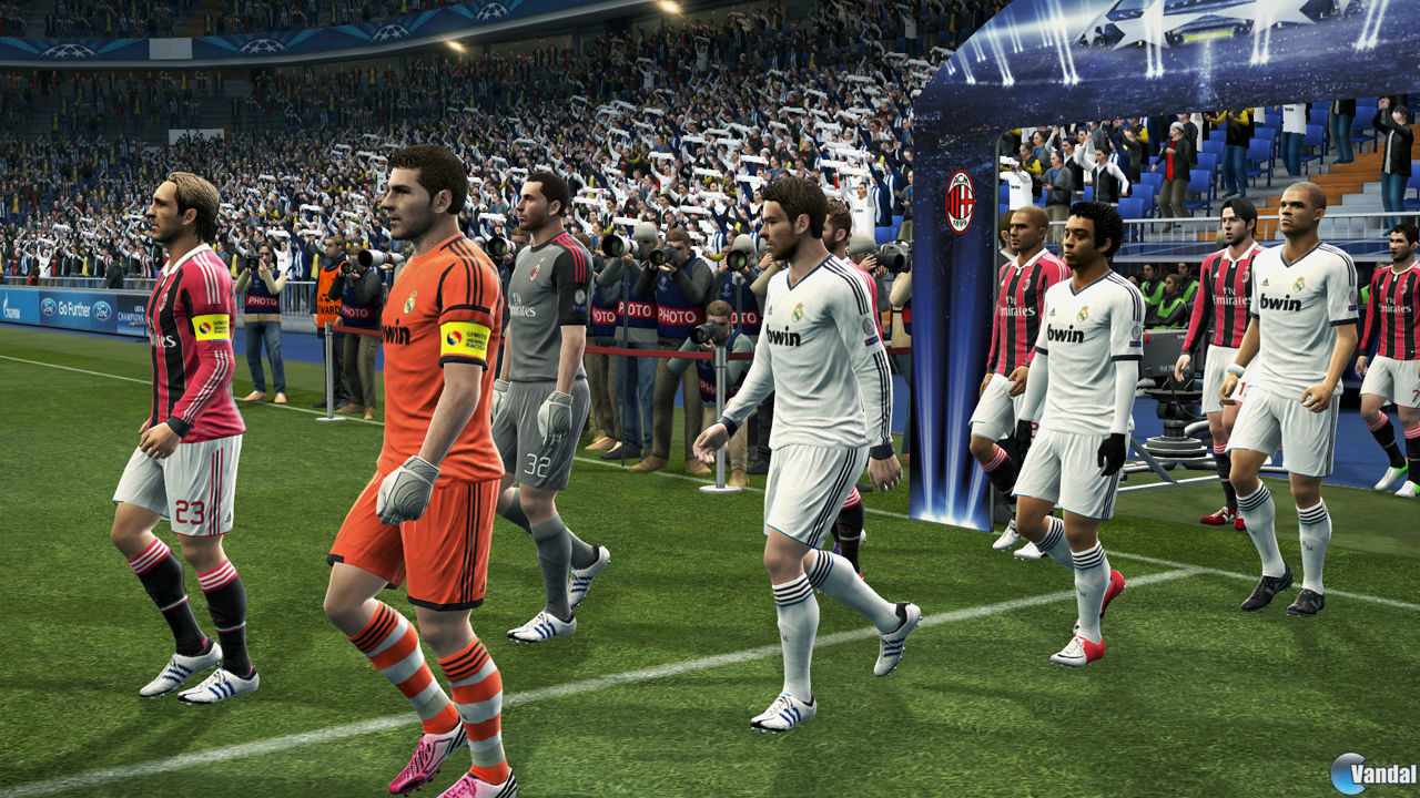 La UEFA Champions League se muestra en las nuevas im�genes de PES 2013