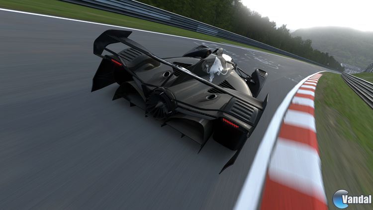 Gran Turismo 5: Academy Edition ya est� a la venta