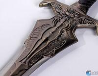 R�plicas perfectas de espadas de Dragon Age