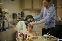 Bungie env�a un casco de Halo a un ni�o hospitalizado