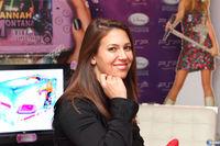 Disney y Sony presentan la PSP p�rpura con Hannah Montana: �Vive el espect�culo!