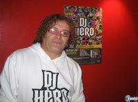 'DJ Hero te pide que tengas sentido del ritmo'