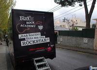 Abre la academia de rock de Black XS y Guitar Hero 5