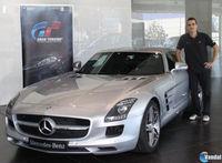 Sony entrega el Mercedes SLS AMG al ganador del concurso de Gran Turismo 5