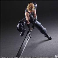 Square Enix and their Play Arts Kai presented the figures of Final Fantasy VII Remake