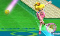 Mario muestra el saque en Mario Tennis
