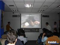 Commandos: Strike Force, presentaci�n y entrevista