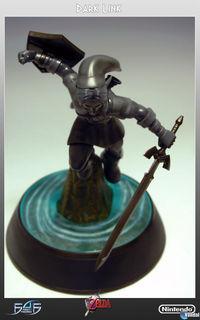 First4figures presenta la figura de Dark Link