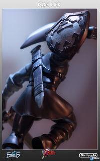 First4figures presenta la figura de Dark Link