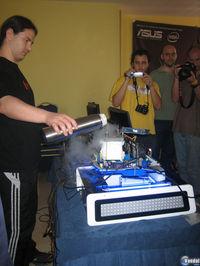 Asus presenta sus novedades para jugadores y overclocking