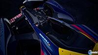 Vettel prueba el prototipo de Red Bull en Gran Turismo 5