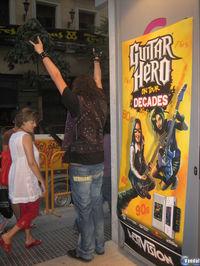 400 Personas tocan Guitar Hero 5 durante 24 horas en Espa�a