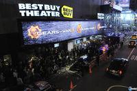 20.000 tiendas de todo el mundo abrieron de noche para vender Gears of War 3