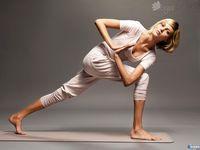 La modelo Anja Rubik ser� parte de Yoga para Wii