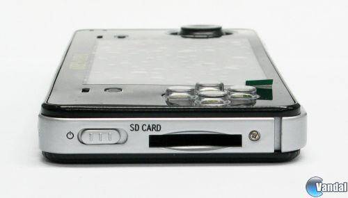 Neo Geo X Gold ofrece multijugador y rebaja su precio